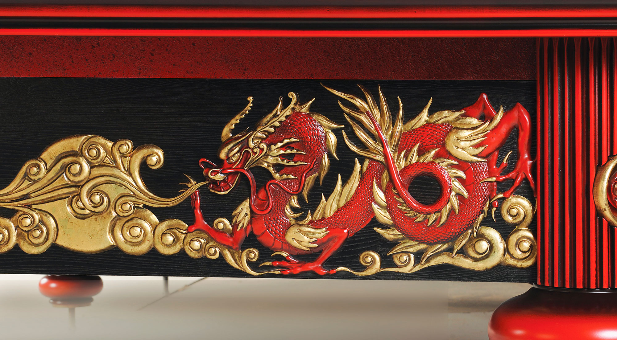 2000_Tb_Dragon_gold6